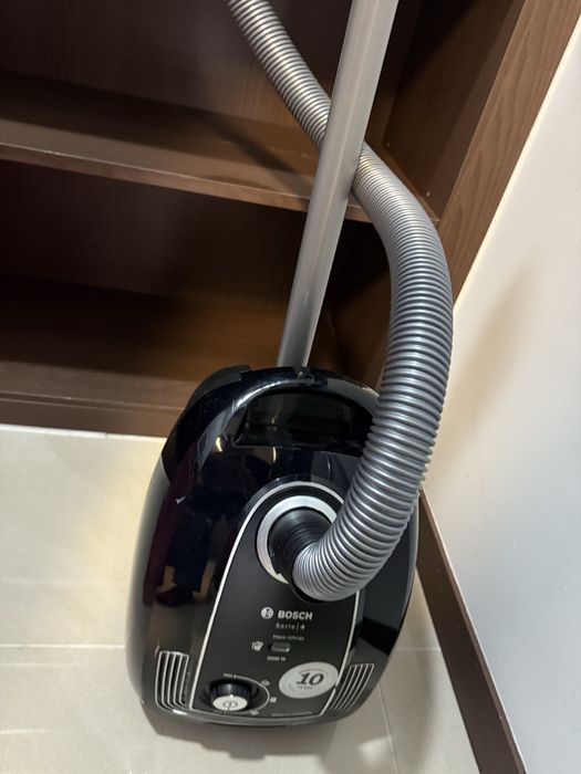 Продам пылесос Bosch