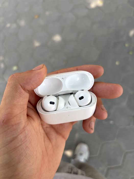 продам AirPods pro 2