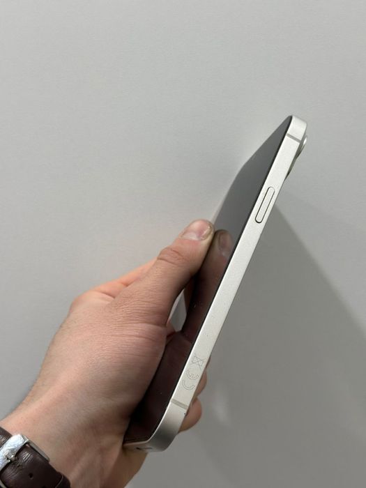 Продам Айфон 14Plus