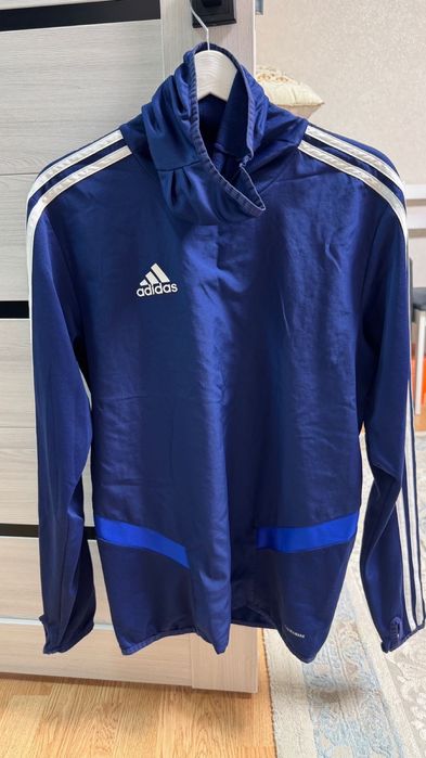 Продам кофты в отличным состоянии