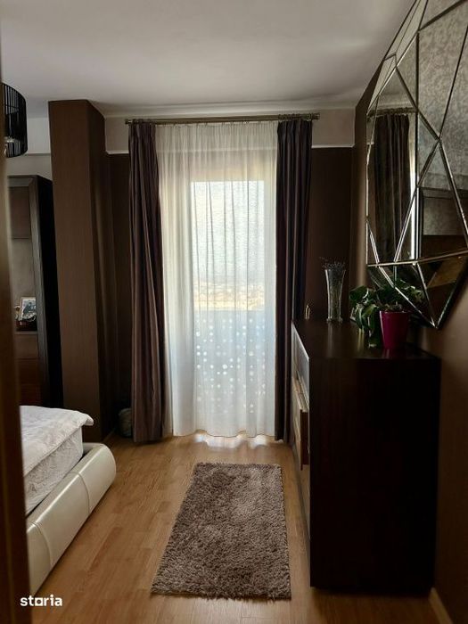 Apartament 3 camere lux, cartier Europa, 2 bai, 3 parcari subterane, 4 — fotografia 3
