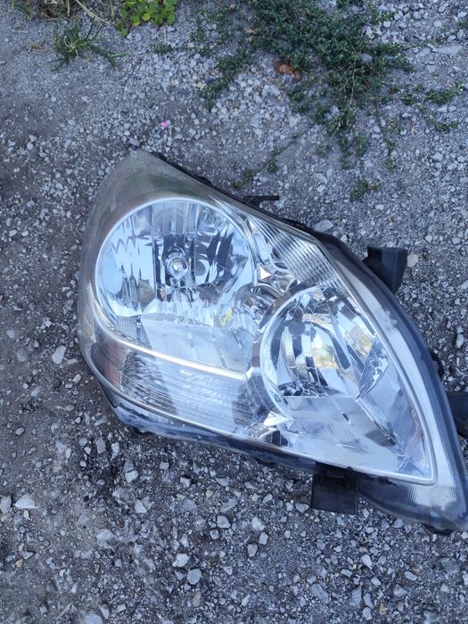 Фарове за  Тойота Версо 2009-2013