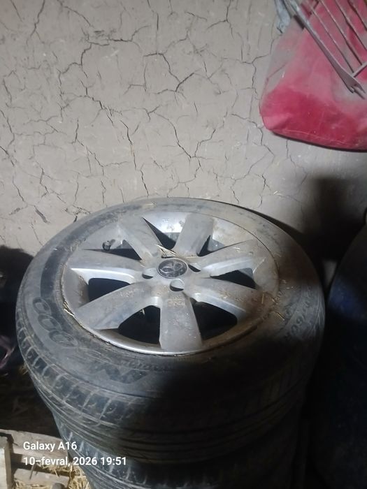 Epica eski pozitsiya sakadiaka 205/60 R16