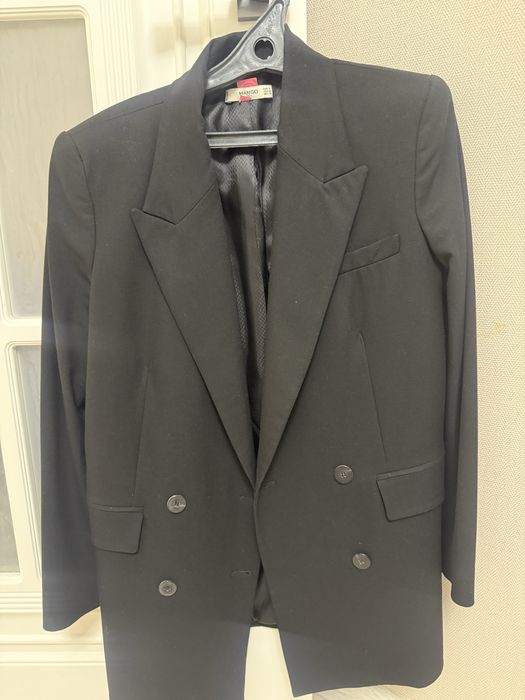 Женский пиджак Mango