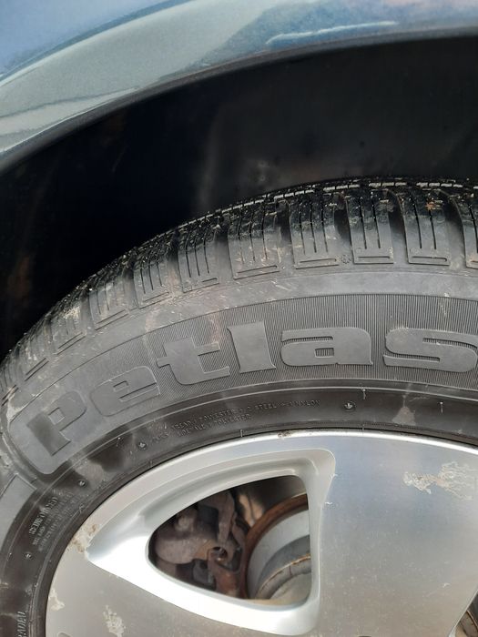 Гуми petlas 225/55/16  4броя нови само за варна!