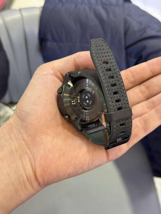 Garmin MARQ Golfer gen 2 carbon edition