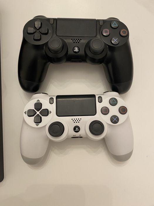 PS 4 Slim  perfecta stare