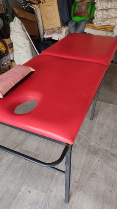 Массажная кушетка