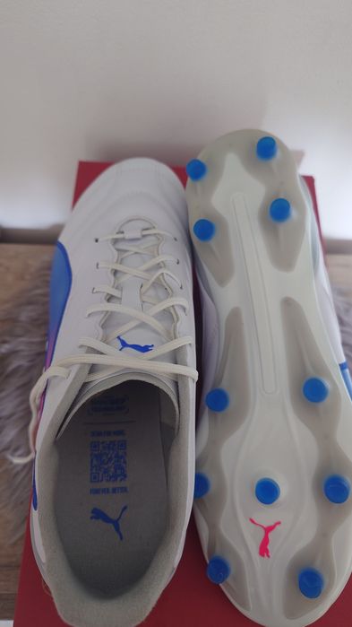 Два чифта Бутонки Puma King Pro FG/AG номер 42 , 42.5