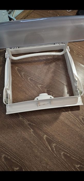 Trapa rulota/autorulotă Dometic 40×40 cm Mini Heki Style