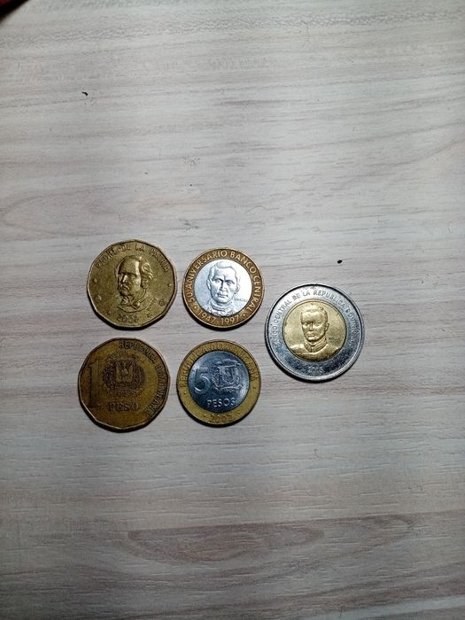 Монети Домениканска република