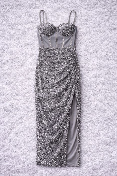 Нова дълга сива рокля