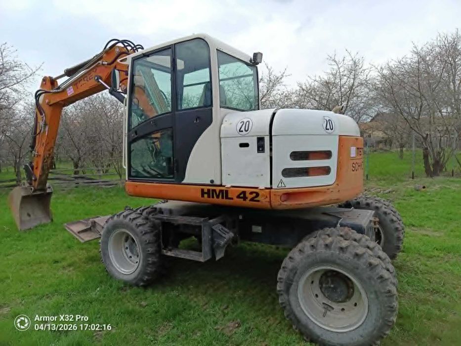 Excavator pe roti  TEREX Schaeff HML 42