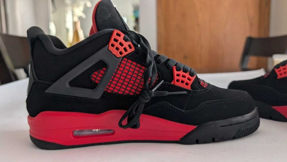 *SUPER PRET* Jordan 4 Retro Red Thunder - Verificare Colet