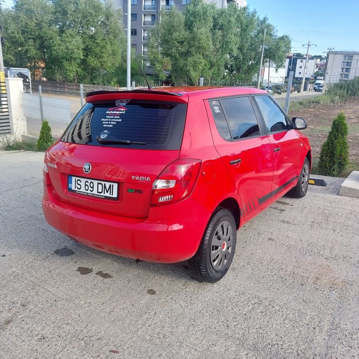 SKODA Fabia 2014 — imagine 4