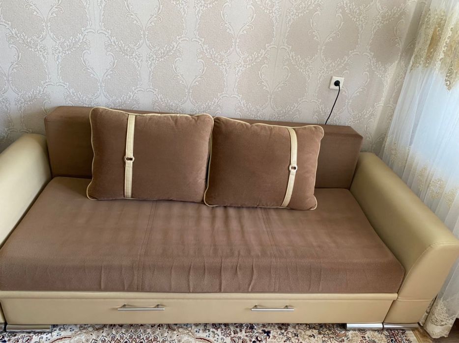 ДИВАН сатылады, таза, сынбаган жырылмаган
