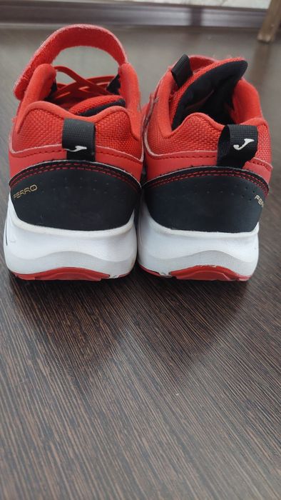 Кроссовки на мальчика