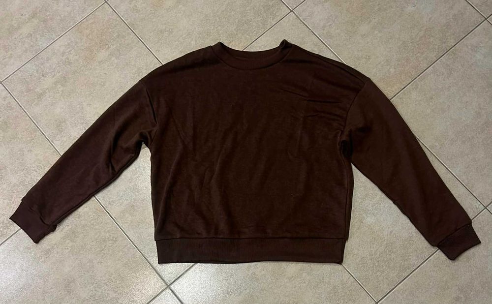 Дамски блузи и топове по 5€