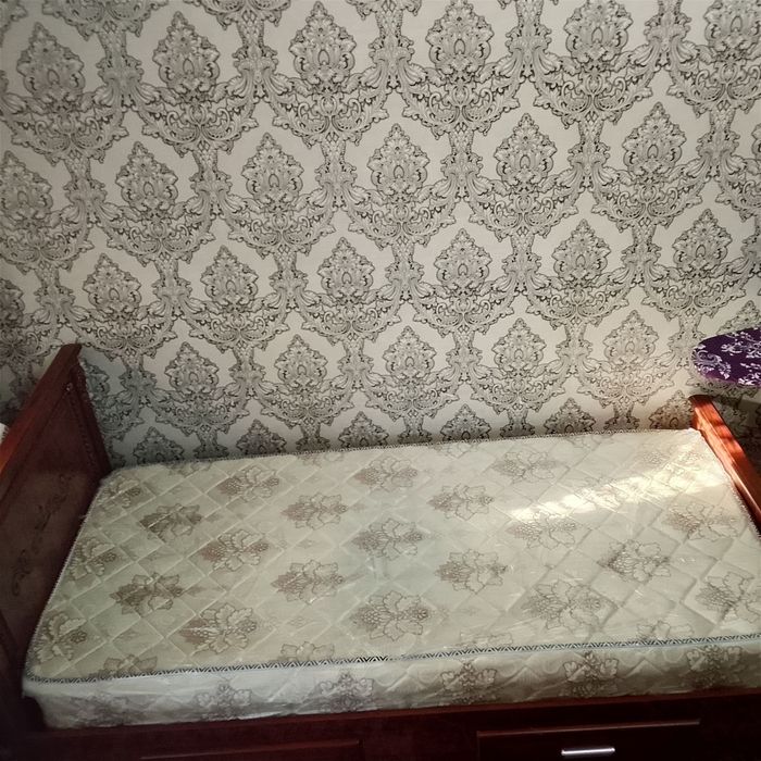 Диван  1 кишилик