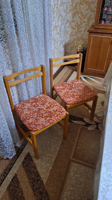 Zal uchun stol stul mebel