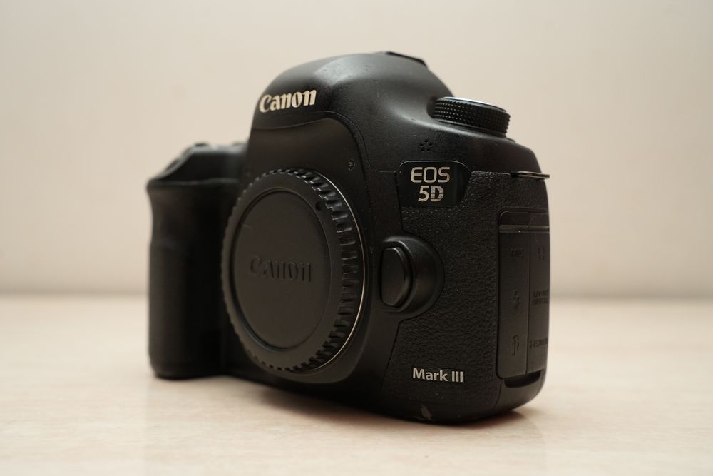 Canon 5D MarkⅢ canon 5d mark iii - Camere foto DSLR oferte online | OLX.ro
