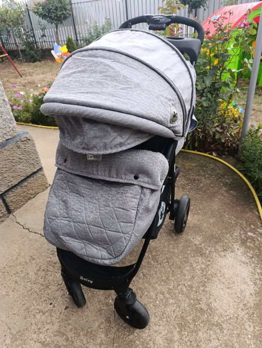 Количка lorelli always next to you