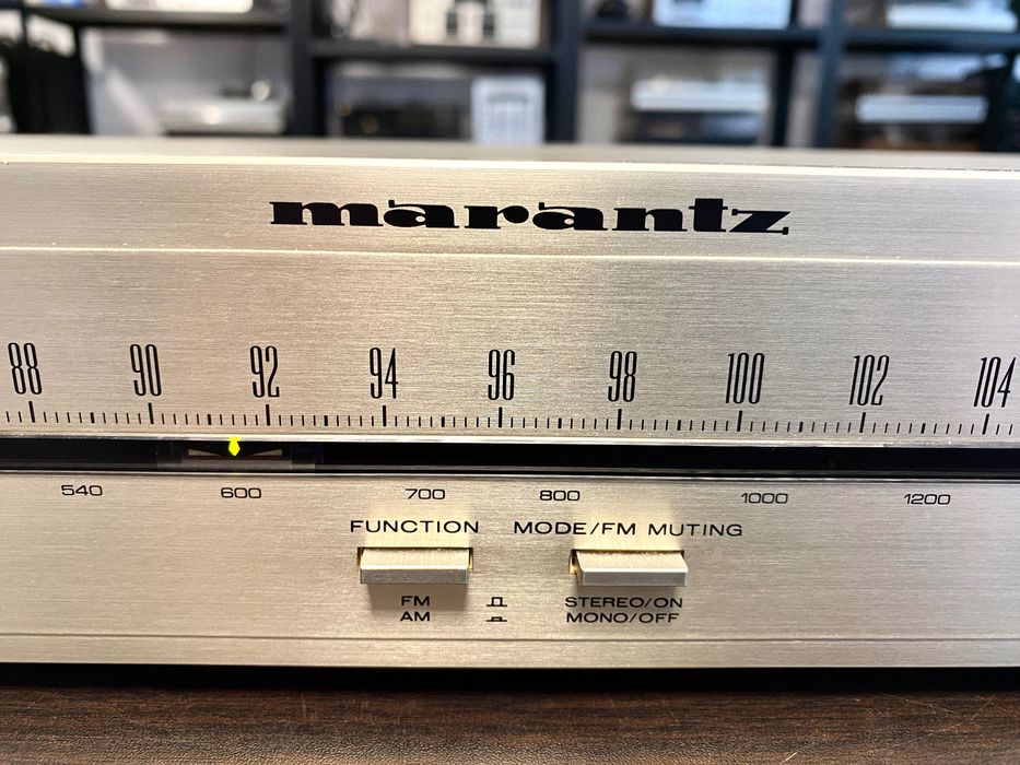 Аналогов тунер Marantz