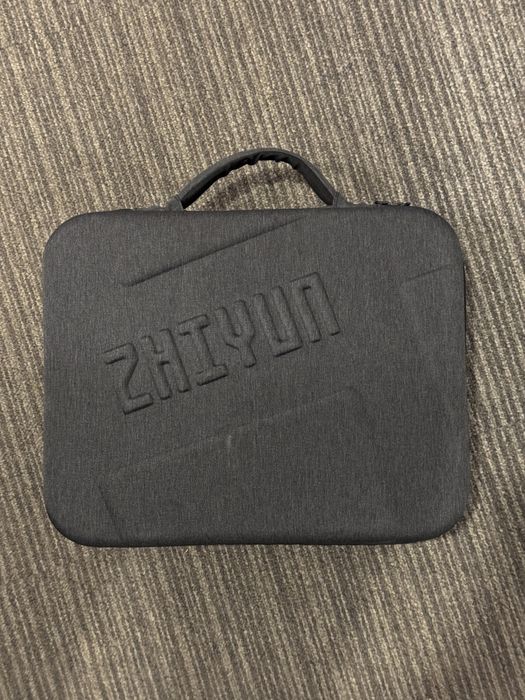 Zhiyun crane 4 combo