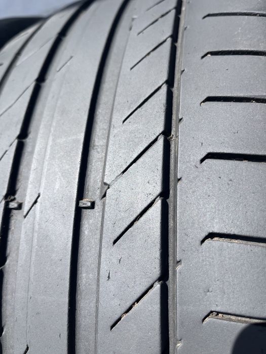 2 бр. летни гуми 245/45/19 Continental DOT 4520 5 mm