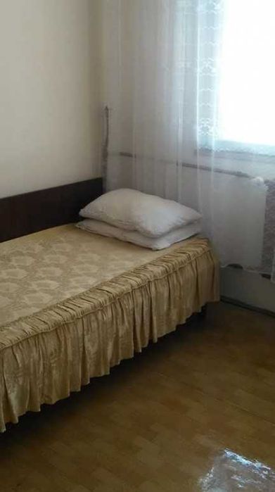 Дава се под наем Двустаен апартамент в Пловдив, Център - 65 кв.м за 255 € - Снимка #2