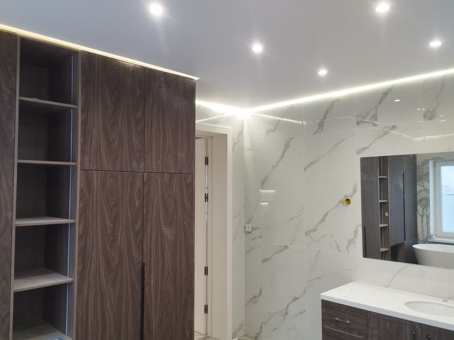 Натяжные потолки