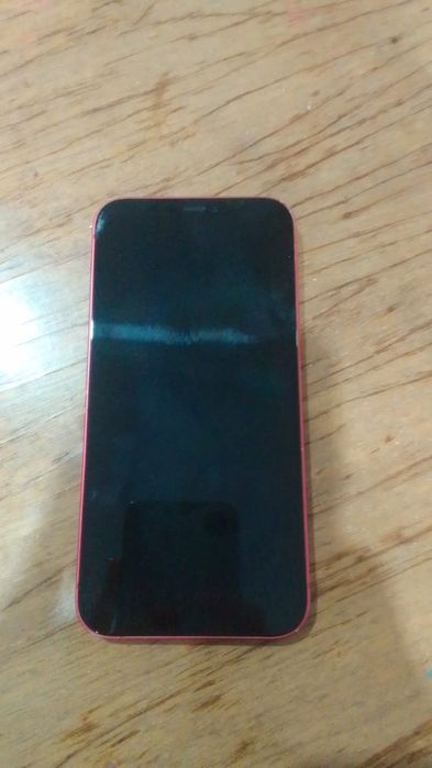 Продам IPHONE 12