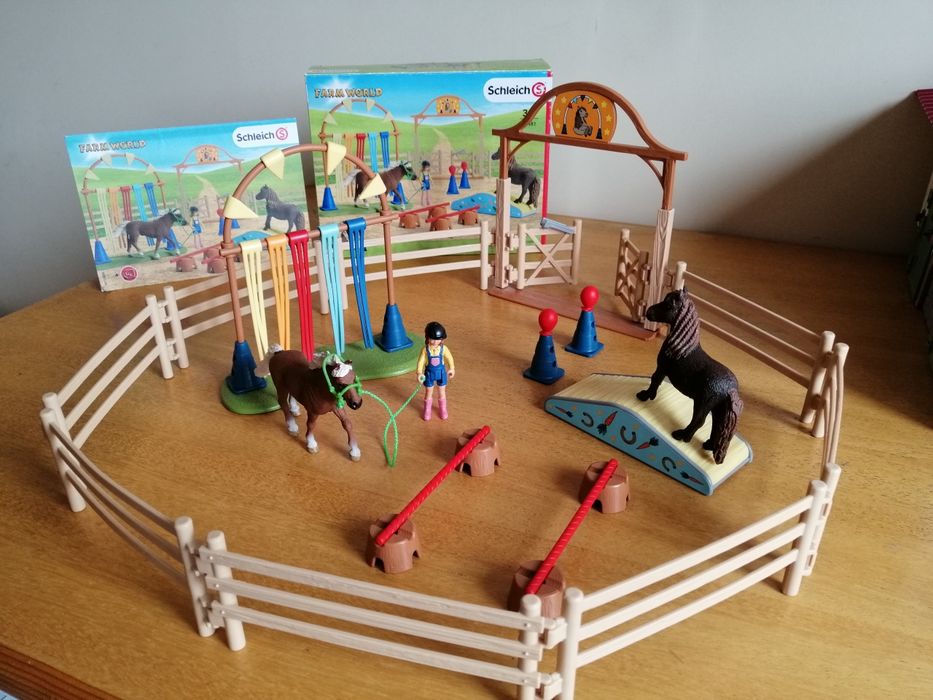 Schleich комплект за тренировка за понита Аджилити