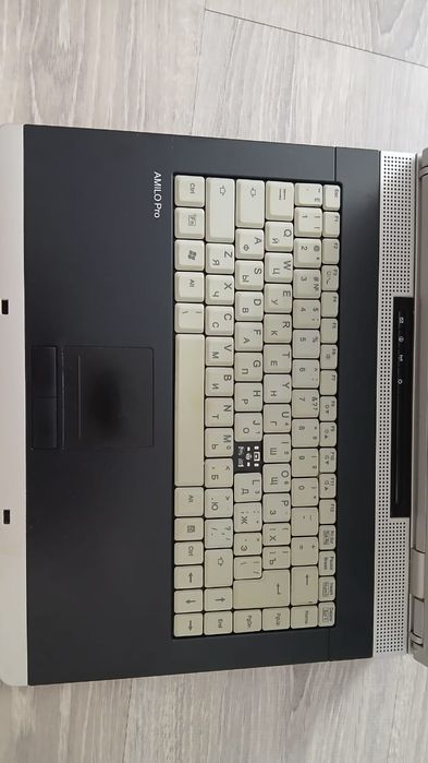 Продается ноутбук fujitsu