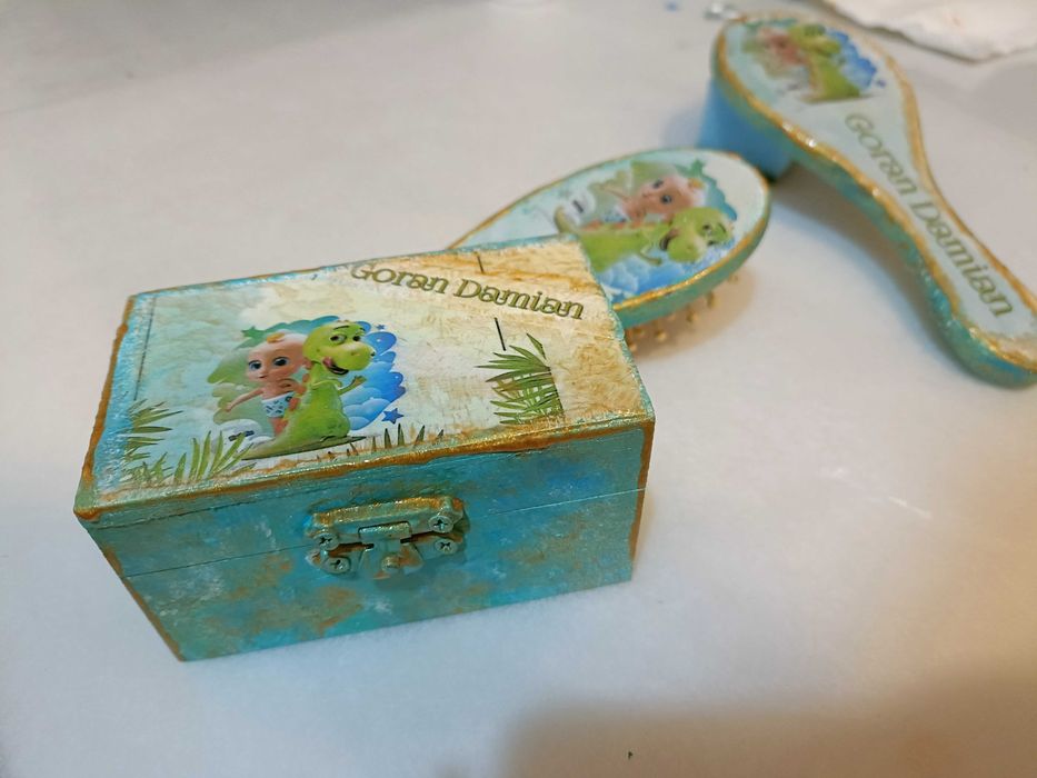 Tăviță pentru tăierea moțului