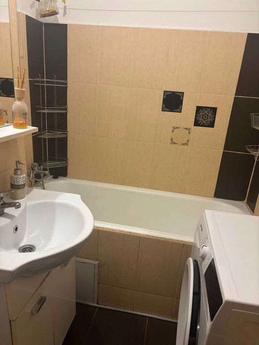 Apartament 2 camere, decomandate, Zona Lujerului