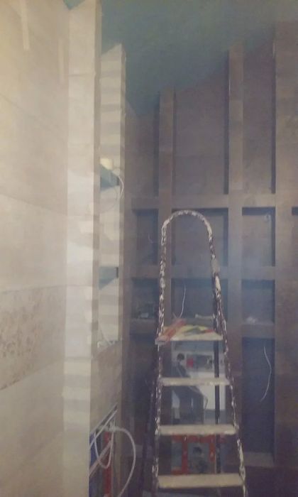 Уста кафелчи плиточник