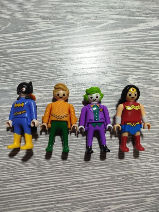 Игрушки фигурки Киндер Ds