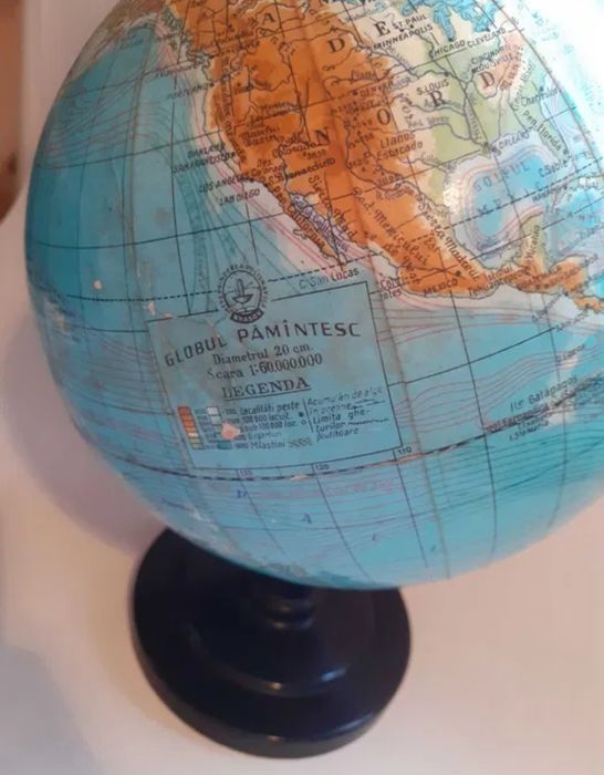 Glob pământesc vechi dimensiune 20 cm, perioada comunista RSR Colectie