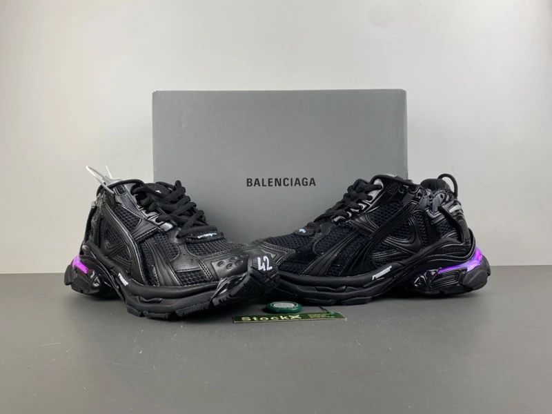Balenciaga Runner Led