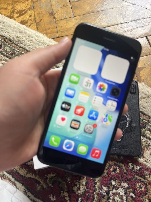 iPhone SE 64gb 75% Без минусов
