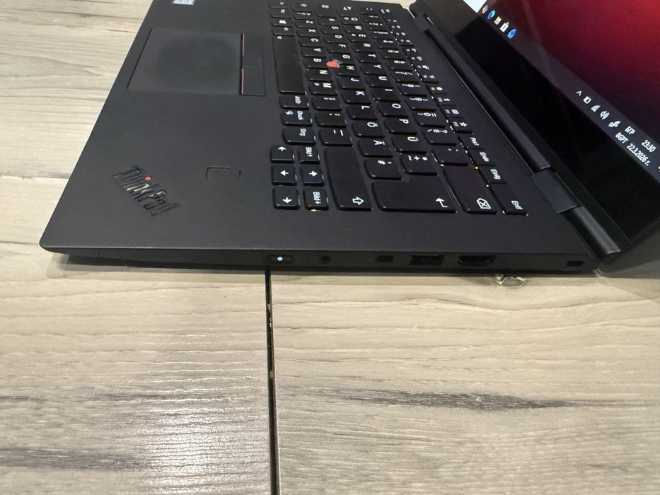 Lenovo ThinkPad X1-i7 8550u/16гб/500гб м.2 nvme/подсветка