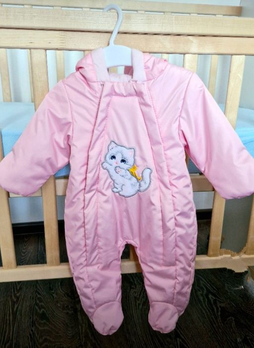 Продам детский комбинезон.