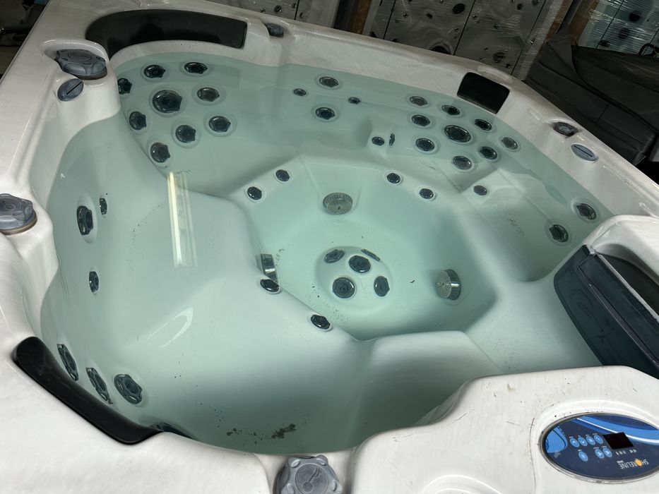 Джакузи градинско   7 места  покривало