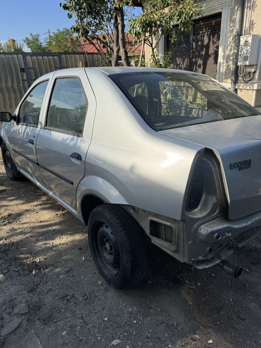 Dezmembrez Logan 1.5 dci