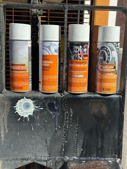 6 buc Spray vaselina 400ml -nu atrage praful,rezista apa sarata.