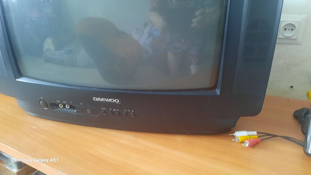 Продам телевизор в рабочем состоянии.