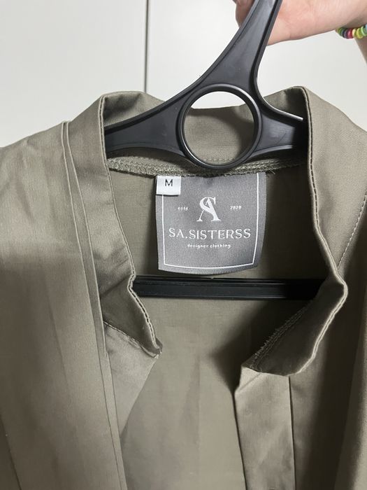 Двойка хаки цвет