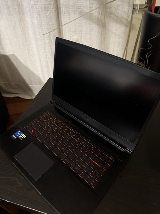 Като нов лаптоп MSI Thin GF63 12VF - 512gb - Intel Core i7-12650H
