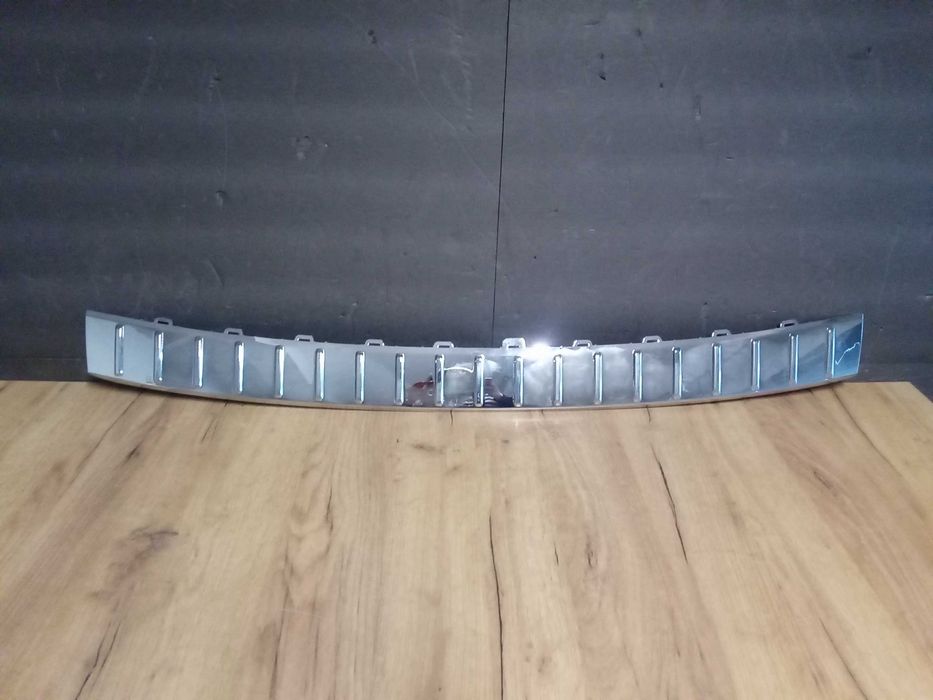 Bandou crom ornament Bara spate VW TOAUREG 2011-2017